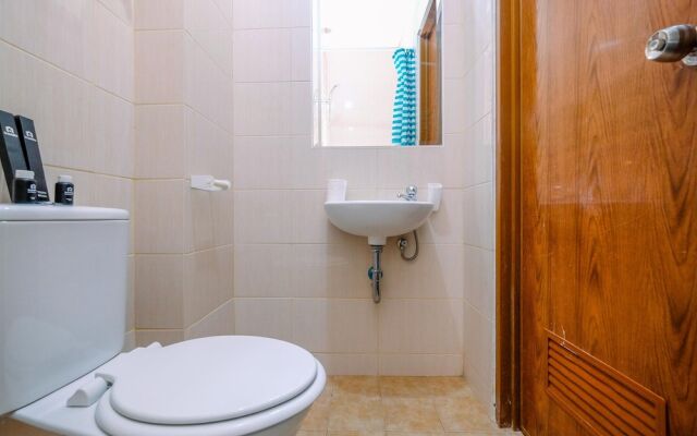 Comfortable and Minimalist Studio at Dave Apartment