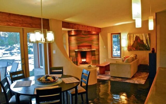 Stoltz Bluff Eco-Retreat
