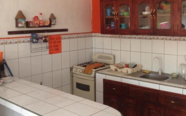 Hostal Brisas y Olas - Hostel