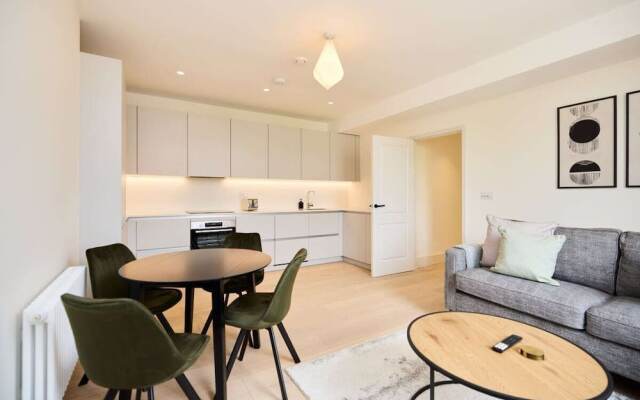 The East London Mile Classic - Stunning 2bdr Flat