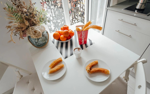 One&Lux El Salvador - Central Studio with a Stunning View