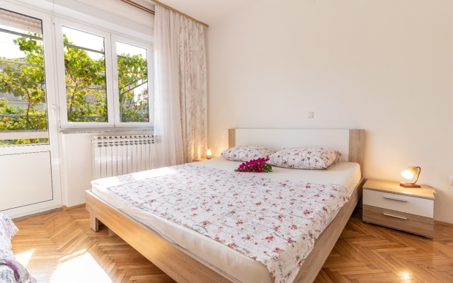 Apartment Rezikica - green oasis; A1 Palit, Island Rab