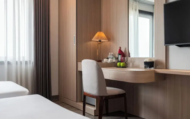 Adamas Hanoi Hotel