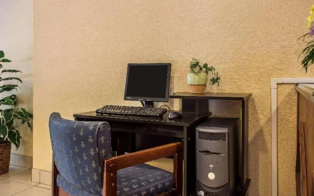 Quality Inn Union Us Hwy 176