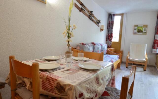 Appartement Les Menuires, 1 pièce, 4 personnes - FR-1-452-45