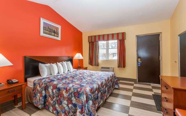 Travelodge by Wyndham Jersey City