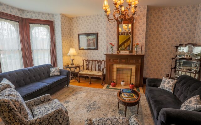 George Carroll House