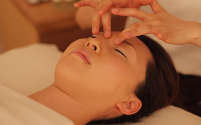 Loisir Spa Tower Naha