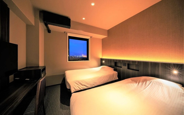 Dynasty Hotel & Resort Osaka