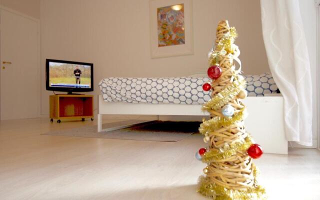 Interno77