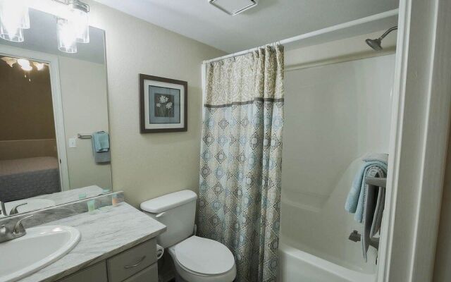 Reel'em Inn 2 Bedroom Condo by Redawning