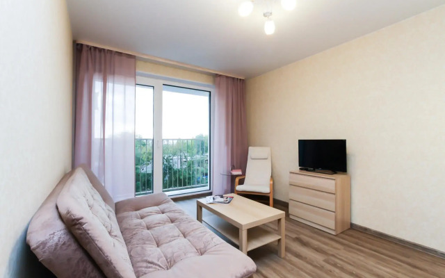 iHome (Айхоум) на улице Сакко и Ванцетти