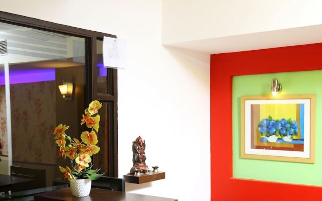 Hotel Rajvihar Deluxe