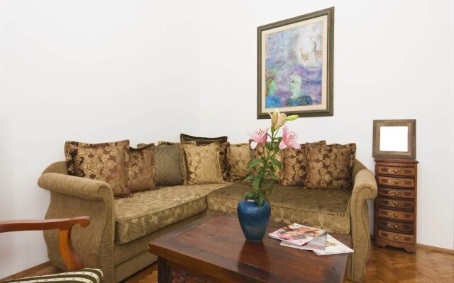 One Bedroom Apartment Republic Square