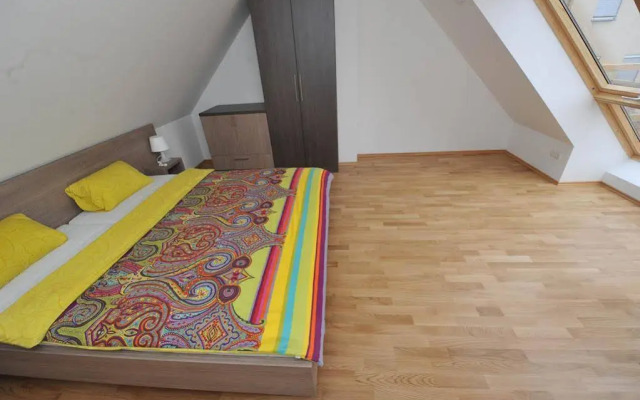 Debo Apartments Lackierergasse