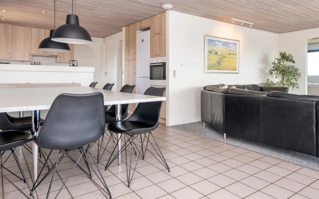 12 Person Holiday Home in Harboore-by Traum
