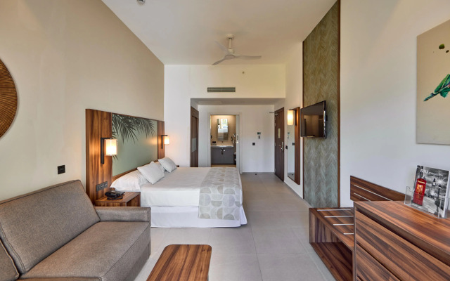 Hotel Riu Turquoise