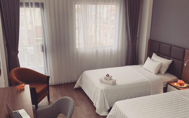 Royal Dragon Boutique Hotel