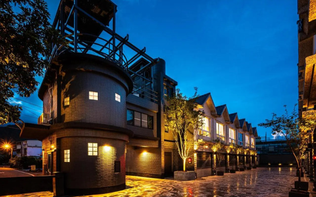 Yilan East Motel