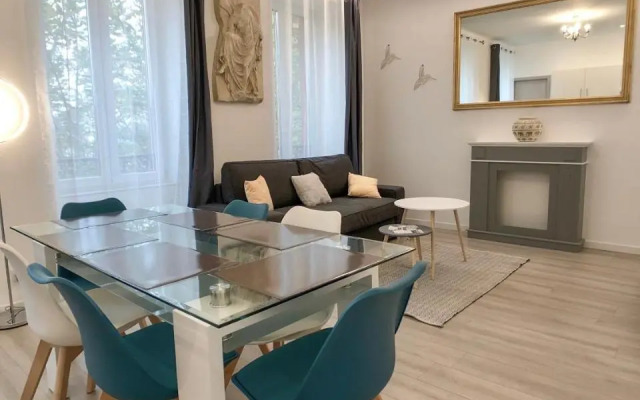 Deluxe Design - City Center Cosy Apartments