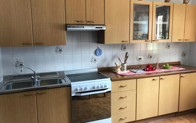 Snow Home Apartment - Cipat 022093-At-381181
