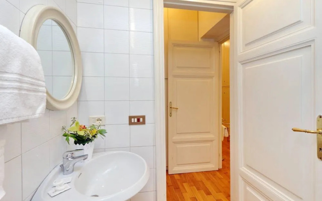 Treasurerome Spanish Steps Family 4BR