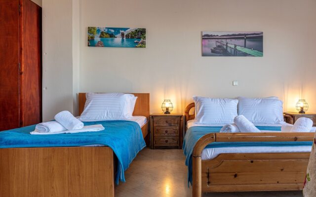 Seaside Sunset Studio - Perfect Location