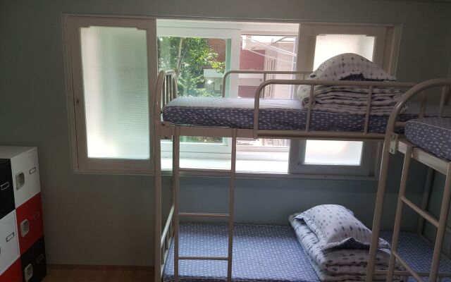 Mr. Kim's Friends Guest House