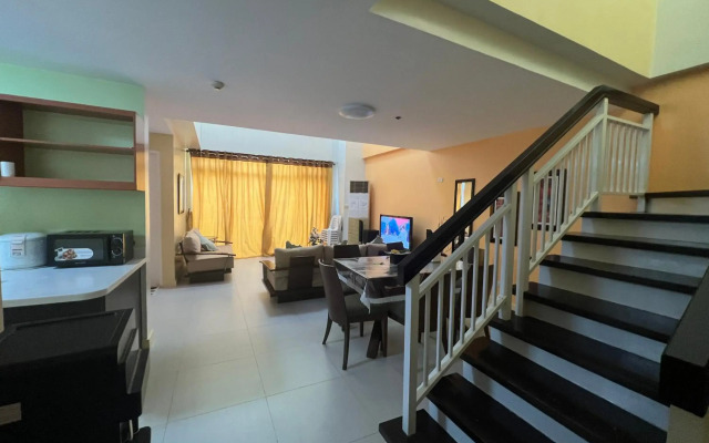 Creys Condo 3 at Pico De Loro Cove