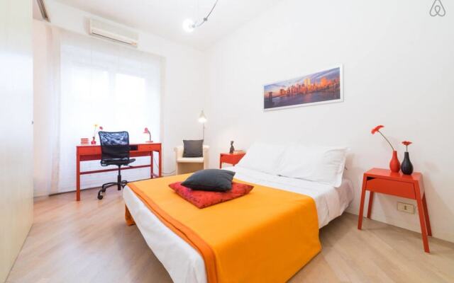 Large Flat With Garden and car Parking