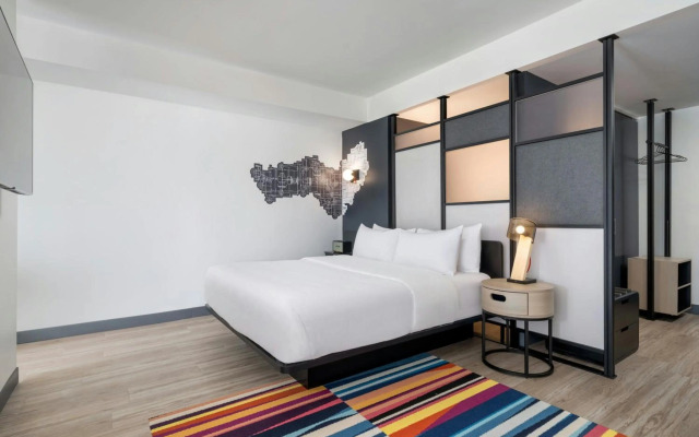 Aloft Florence