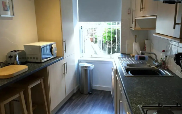 West End Apartments