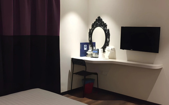 9 Square Hotel - Subang Jaya