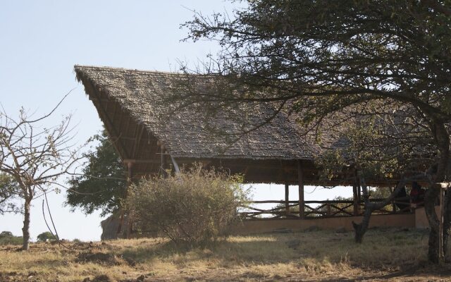 African Sunrise Lodge and Campsite