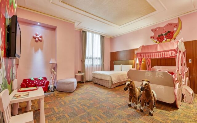 Golden Tulip - Aesthetics