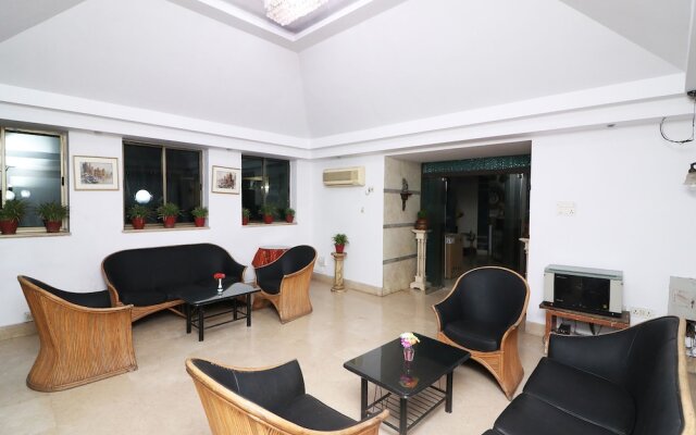 OYO 22269 Hotel Landmark Plaza