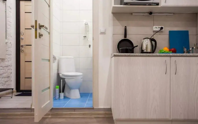 Guests Love on Rubinsteina