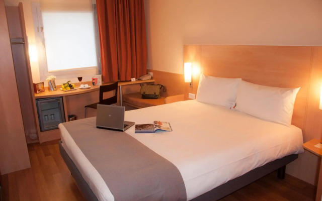 ibis Adana