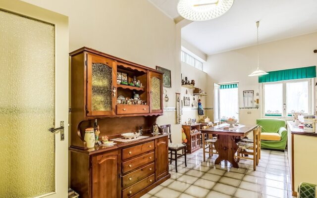 Traditional Holiday Home in Ragalna With Balcony
