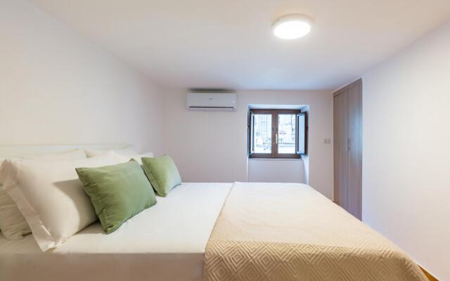 Casina nel Centro Storico by Wonderful Italy