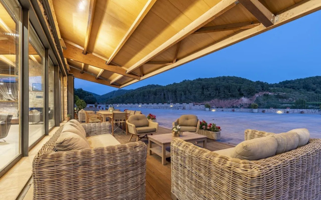 Mas Vidal Santes Creus