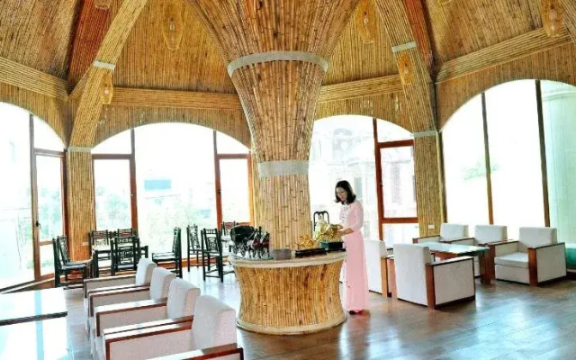 Thuan Thanh Hotel