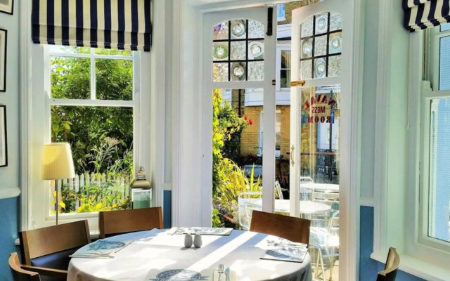 The Seaview Hotel