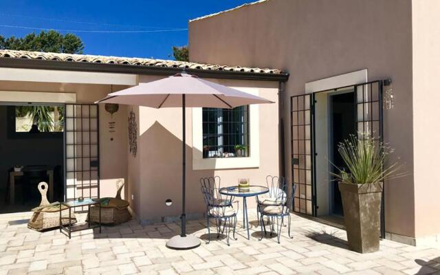 Appartamento Il Baglio del Picchio con piscina - Noto
