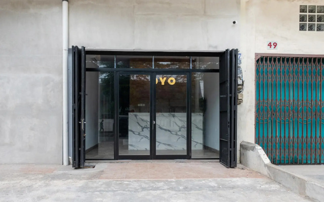 Super OYO 3150 Theodore Homestay