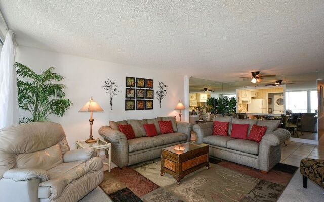 Shoreline 3044 Condo by RedAwning