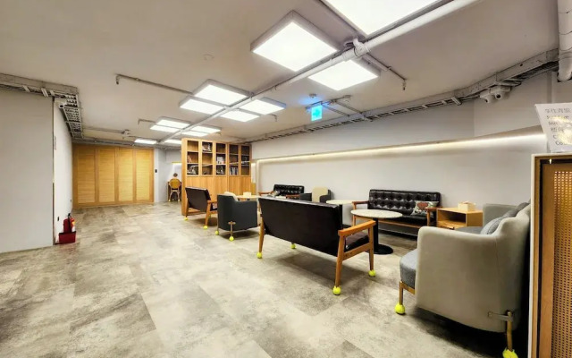 Just Live Hostel