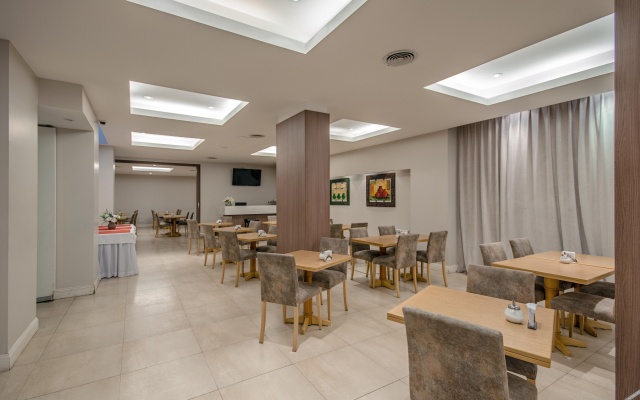 Sennac Hotel