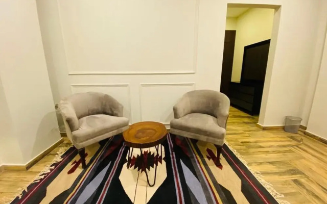 Holidazzle Serviced Appartment