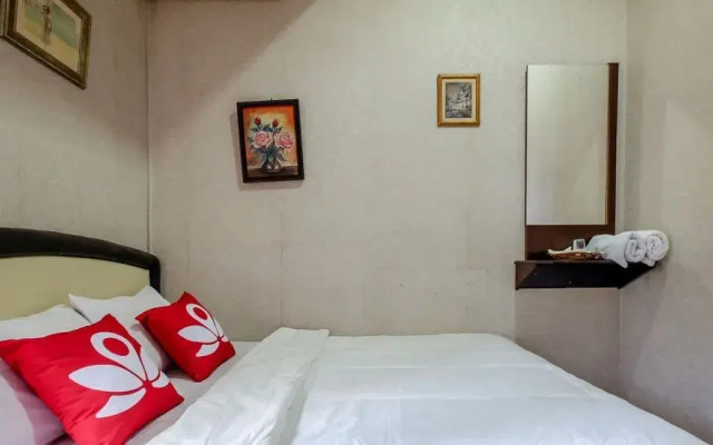 ZEN Rooms Basic Sultan Tirtayasa